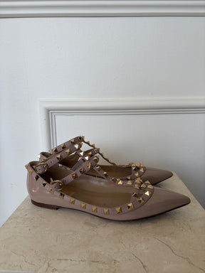 Valentino Garavani Beige Patent Leather Rockstud Cage Flats, 37