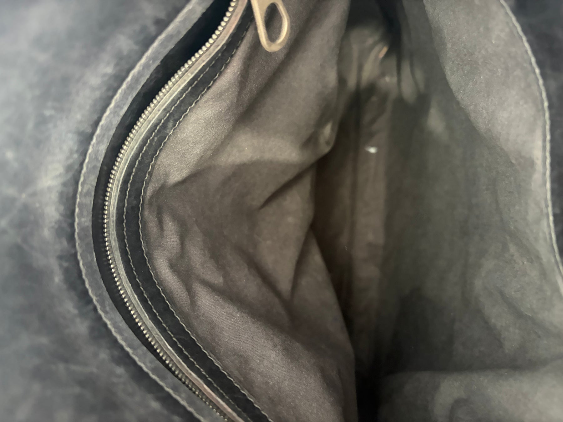 Bottega Veneta Intracciato Black Leather Messenger Bag