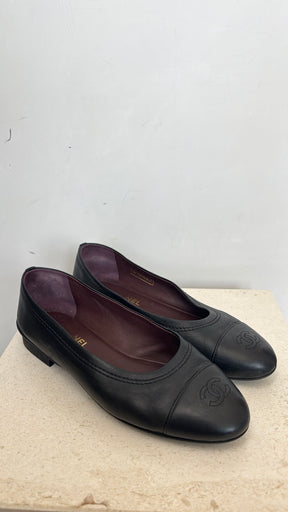 Chanel Black Leather Uniform Ballet Flats, 38C