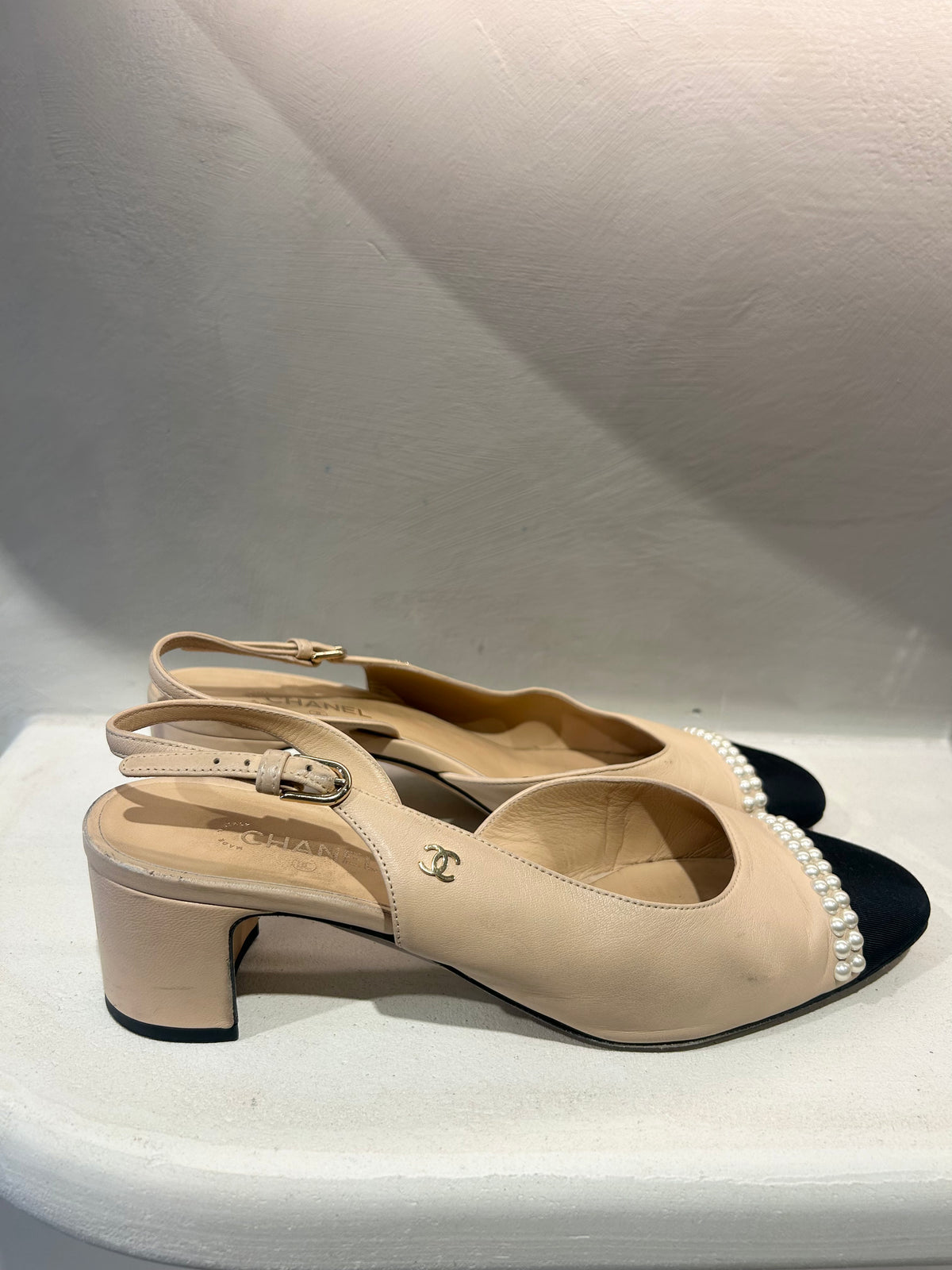 Chanel Black and Beige Pearl Detail Slingback, 40C