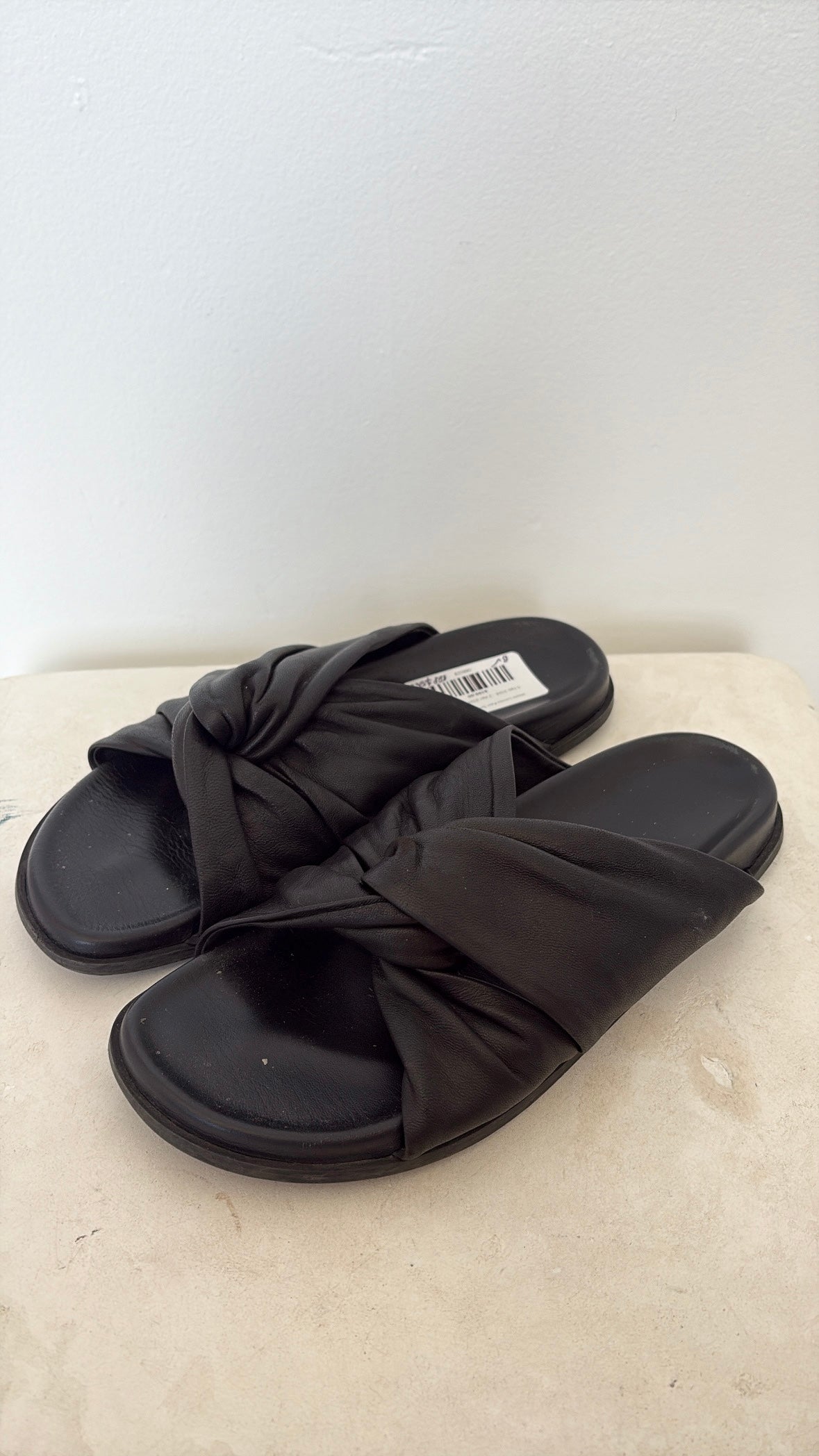 bassike Leather Knot Sandals Black, 39