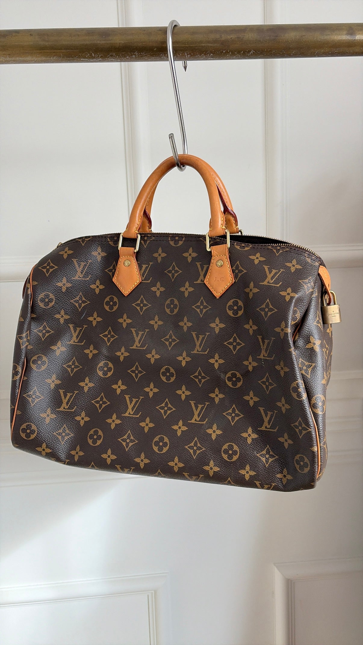 Louis Vuitton Canvas Monogram Speedy 35