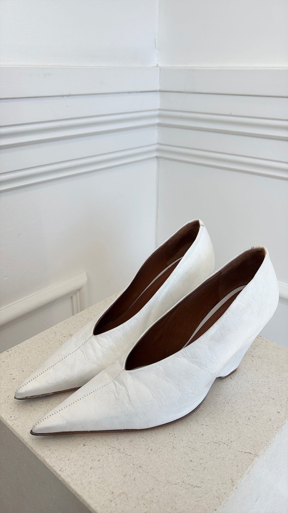 Camilla and Marc White Recycled Paper Effect Rhys Pointed Pump