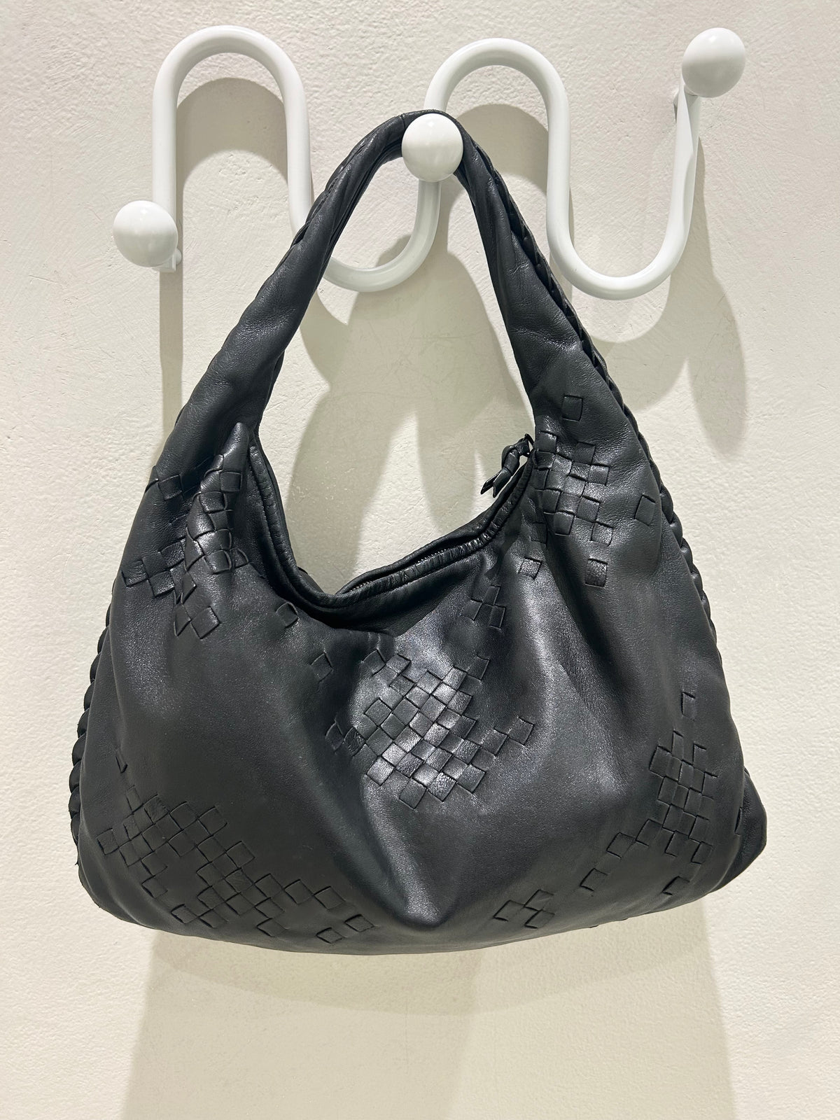 Bottega Veneta Black Leather Patch Intrecciato Leather Shoulder Hobo Bag