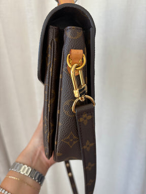 Louis Vuitton Pochette Metis Monogram