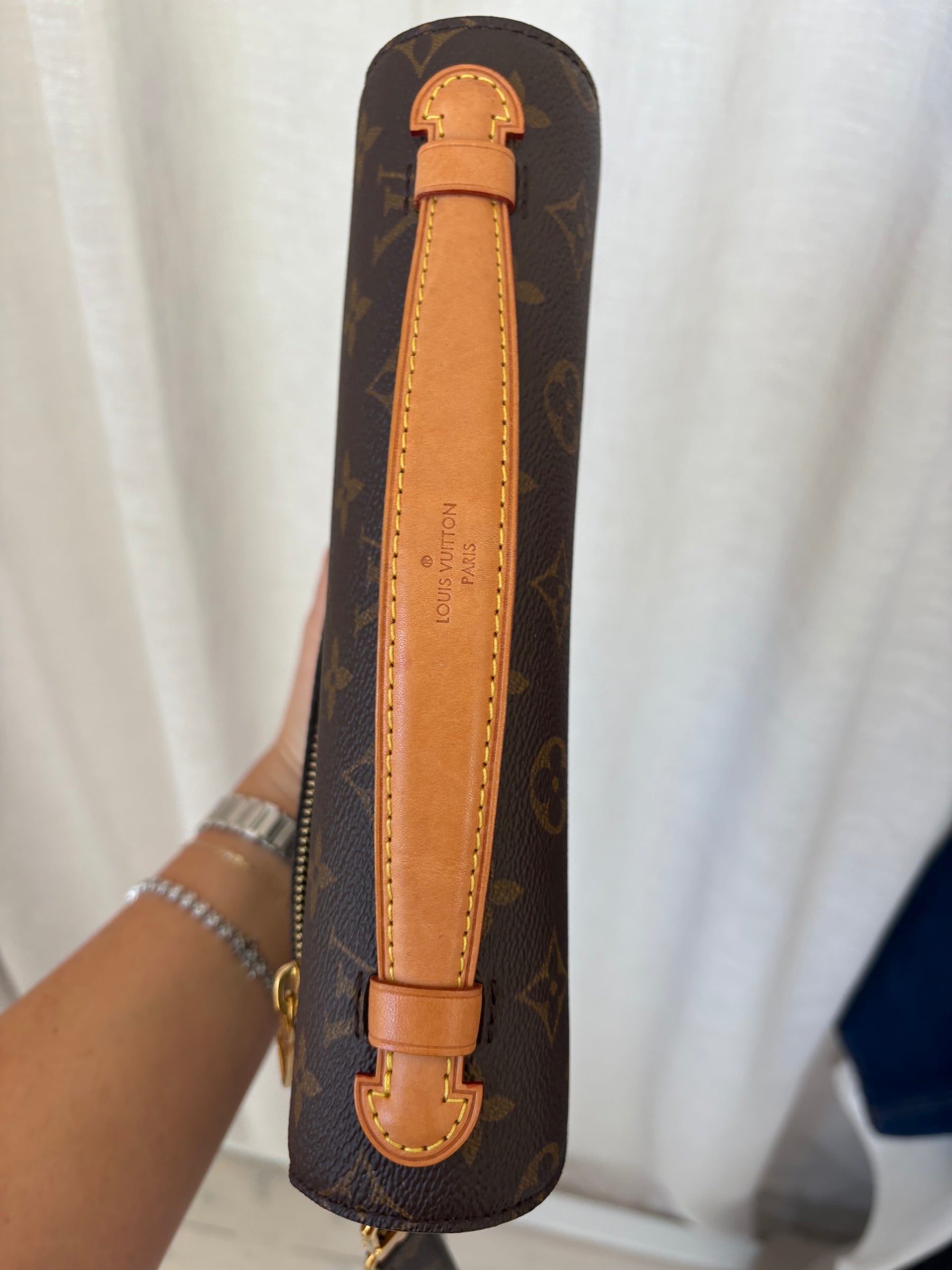 Louis Vuitton Pochette Metis Monogram