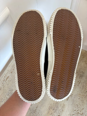 Loewe Anagram Flap Sneaker Black, 37