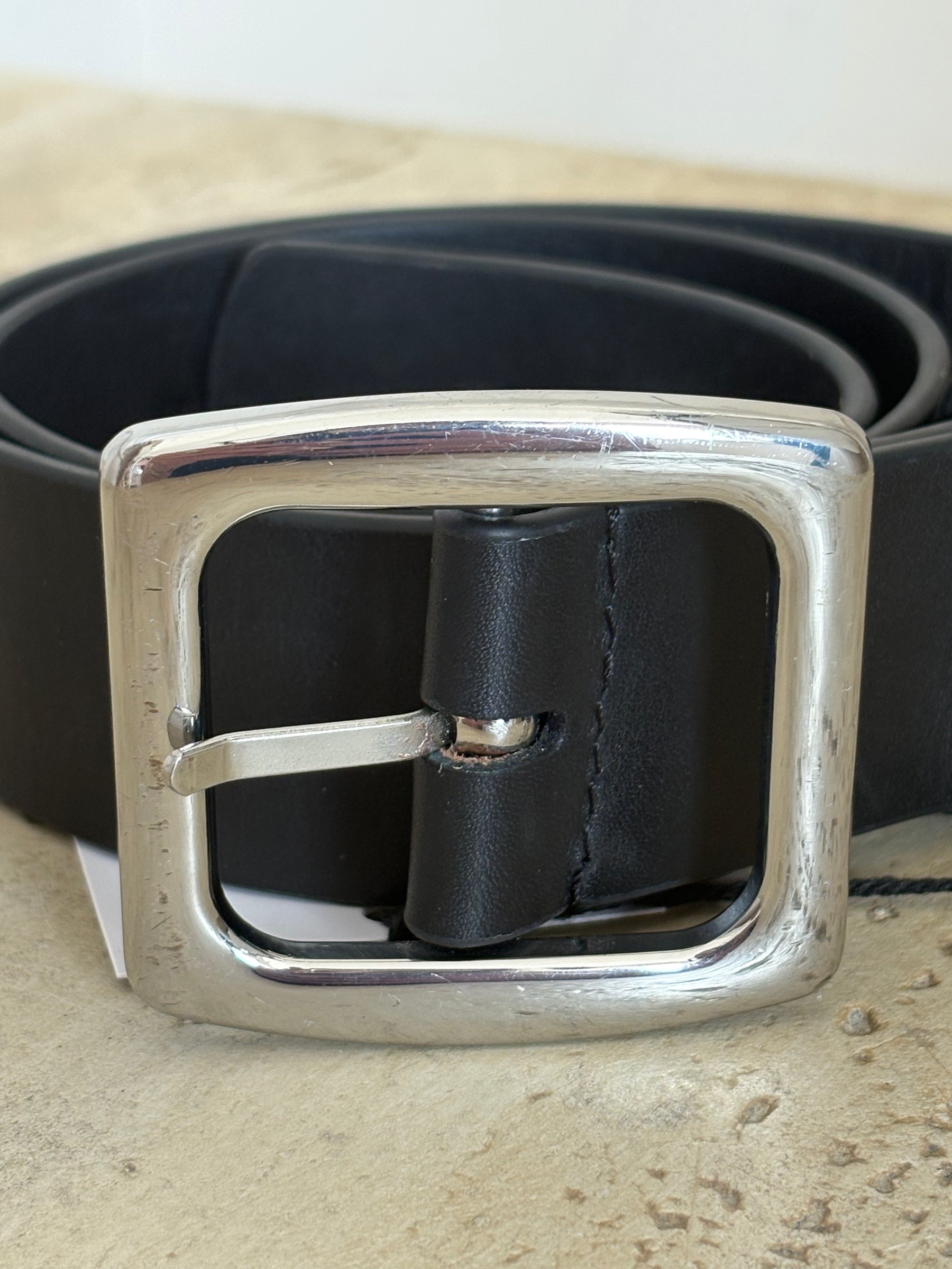 Matteau Black Leather Silver Buckle Boyfriend Belt, S