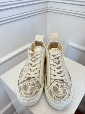 Chloé Beige Lace Logo Sneakers, 41