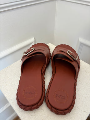 Chloé Pip Braided Sole Leather Slides In Copper Brown, 40