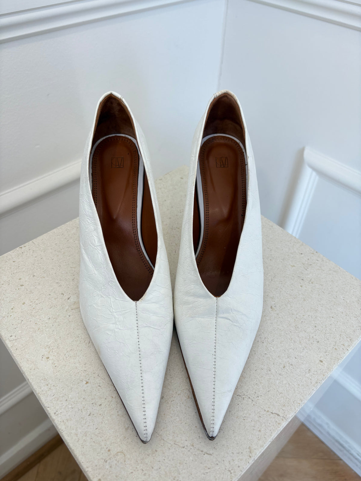 Camilla and Marc White Recycled Paper Effect Rhys Pointed Pump