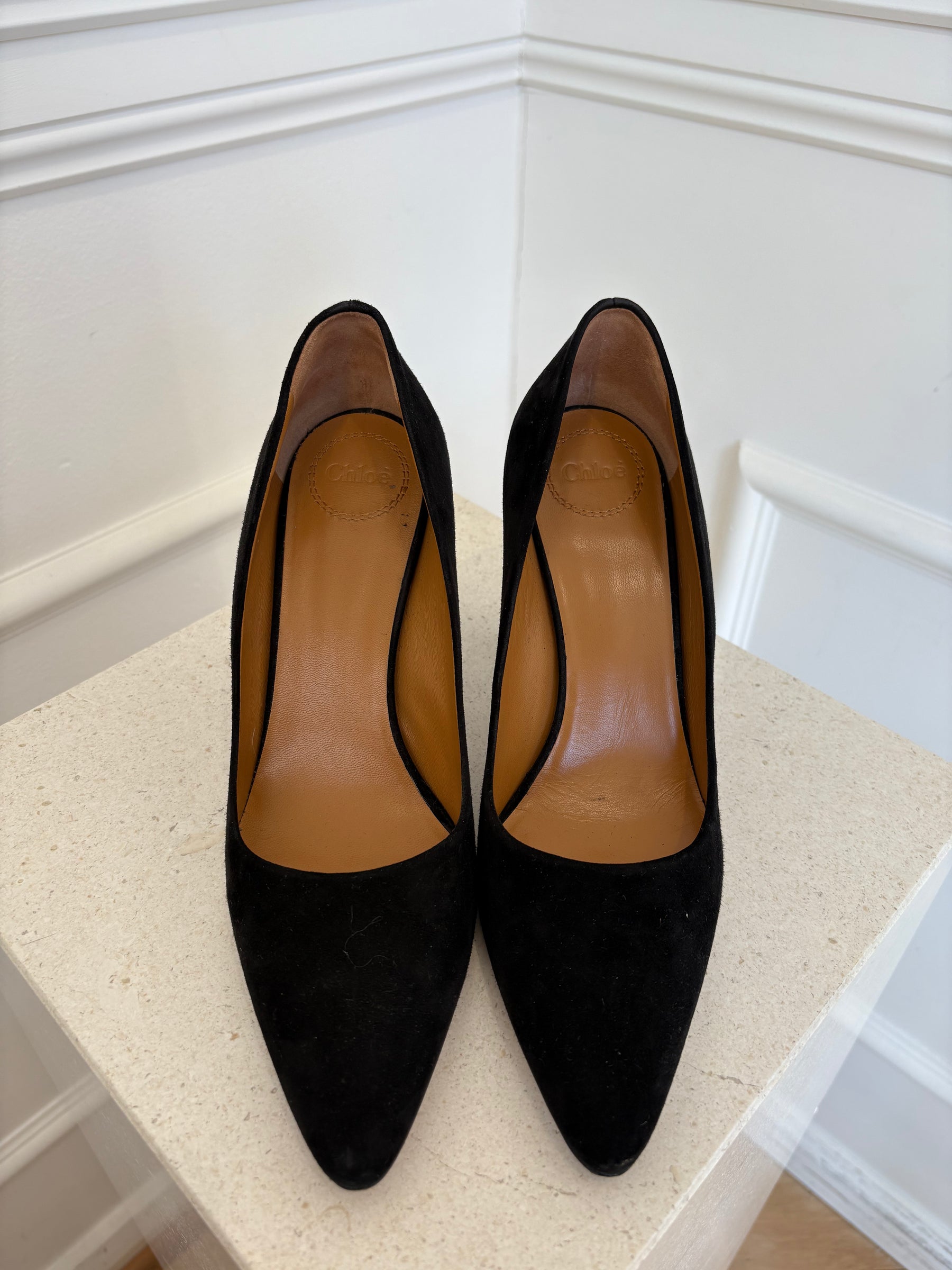 Chloé Black Suede 'Oli' Pumps, 39