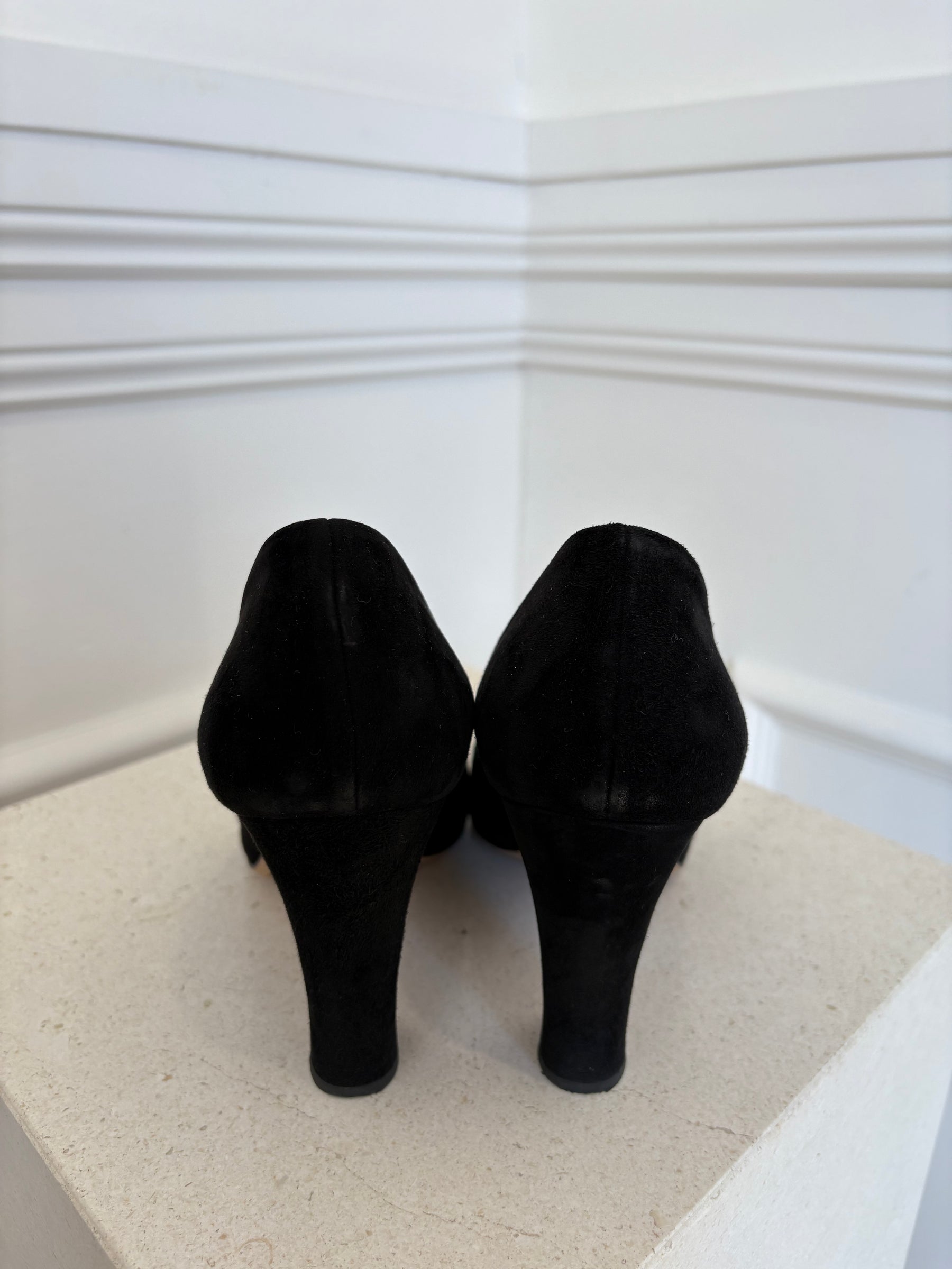 Chloé Black Suede 'Oli' Pumps, 39