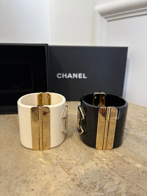 Chanel White and Black Acrylic Logo Cuff Set
