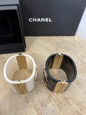 Chanel White and Black Acrylic Logo Cuff Set