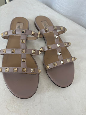 Valentino Garavani Rose Poudre Rockstud Slides, 36