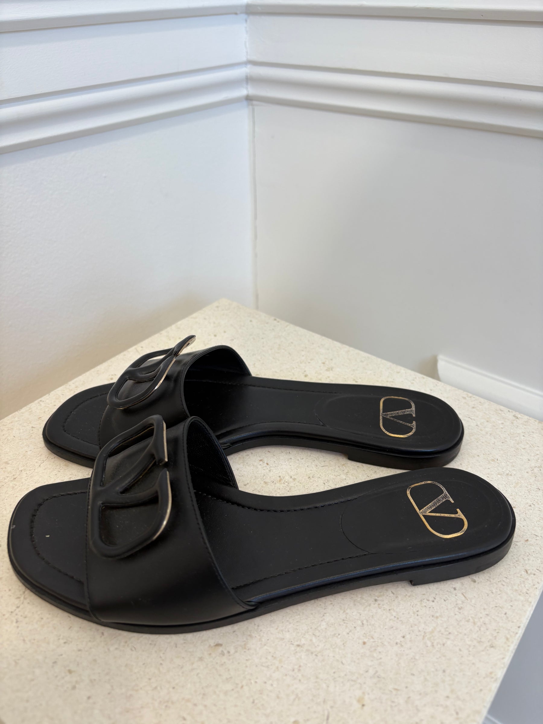 Valentino Garavani Black V Logo Slides, 36