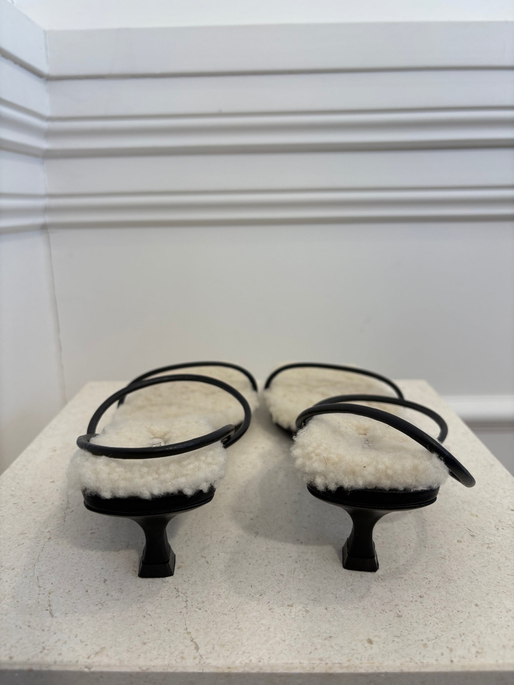 St. Agni Black Leather and Shearling Kitten Heels, 40