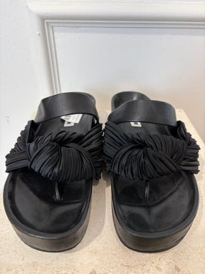 Jil Sander Black Leather and Satin Knot Slides, 41