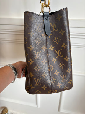 Louis Vuitton NéoNoé Monogram Bucket Bag