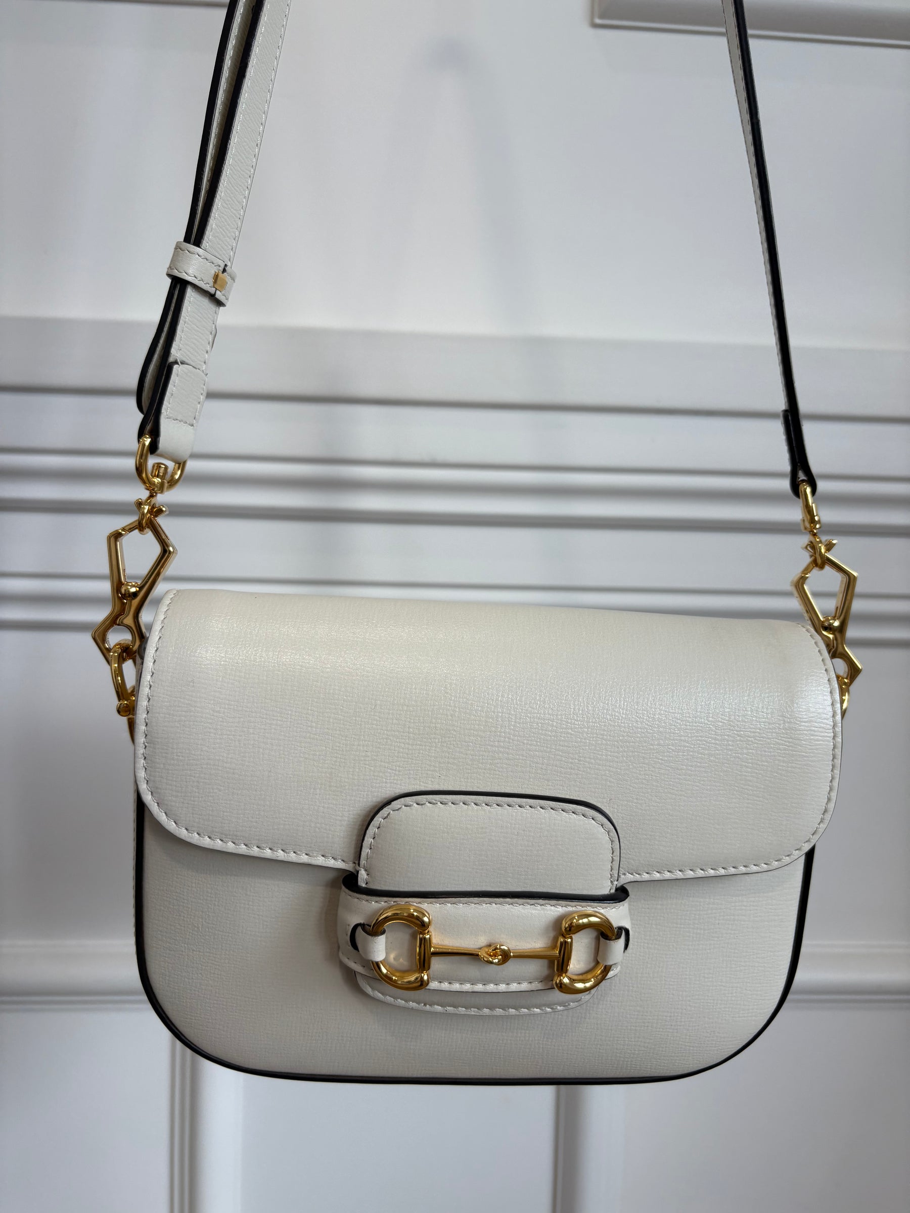 Gucci White Horsebit 1955 Medium Shoulder Bag