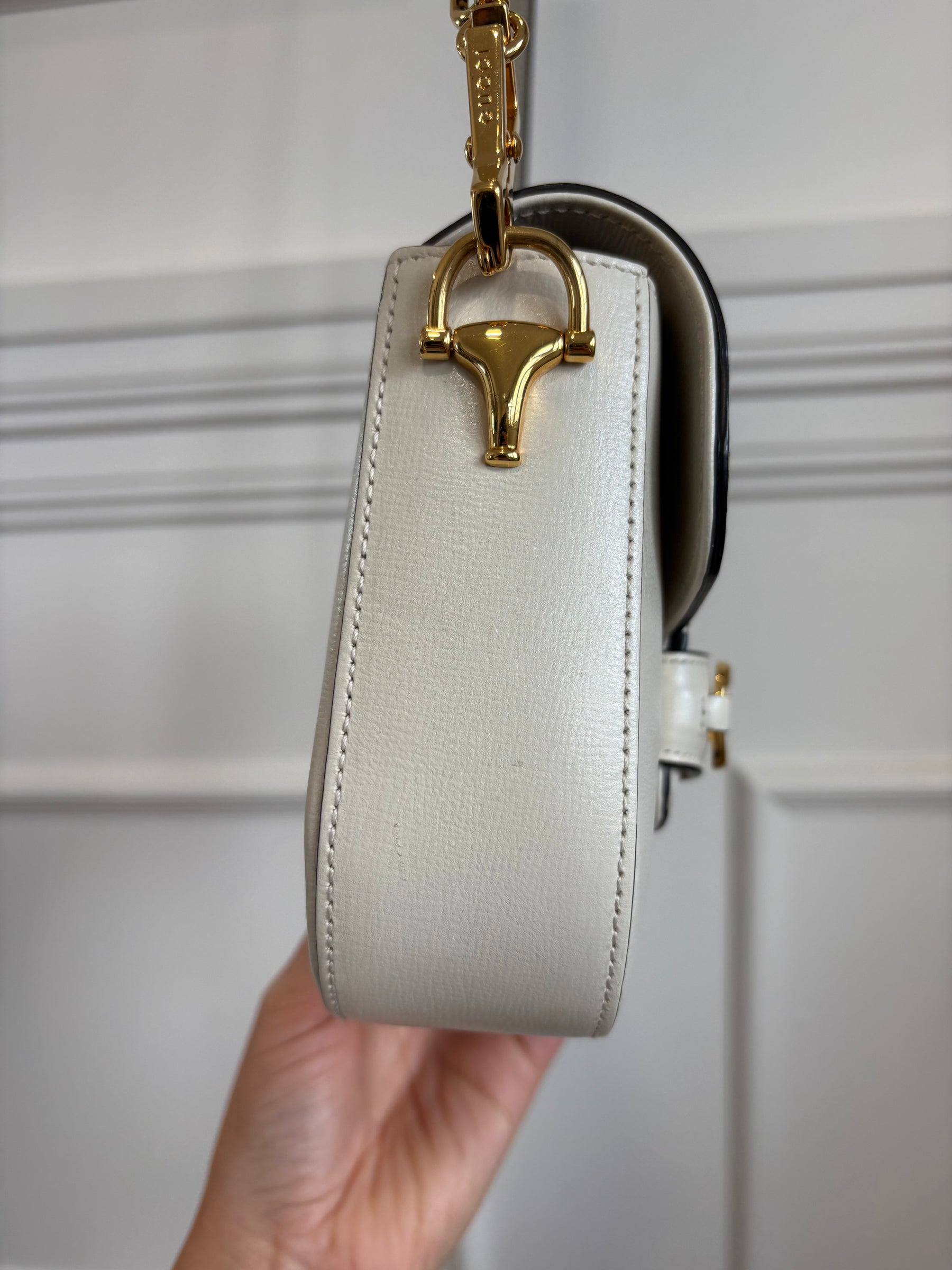 Gucci White Horsebit 1955 Medium Shoulder Bag