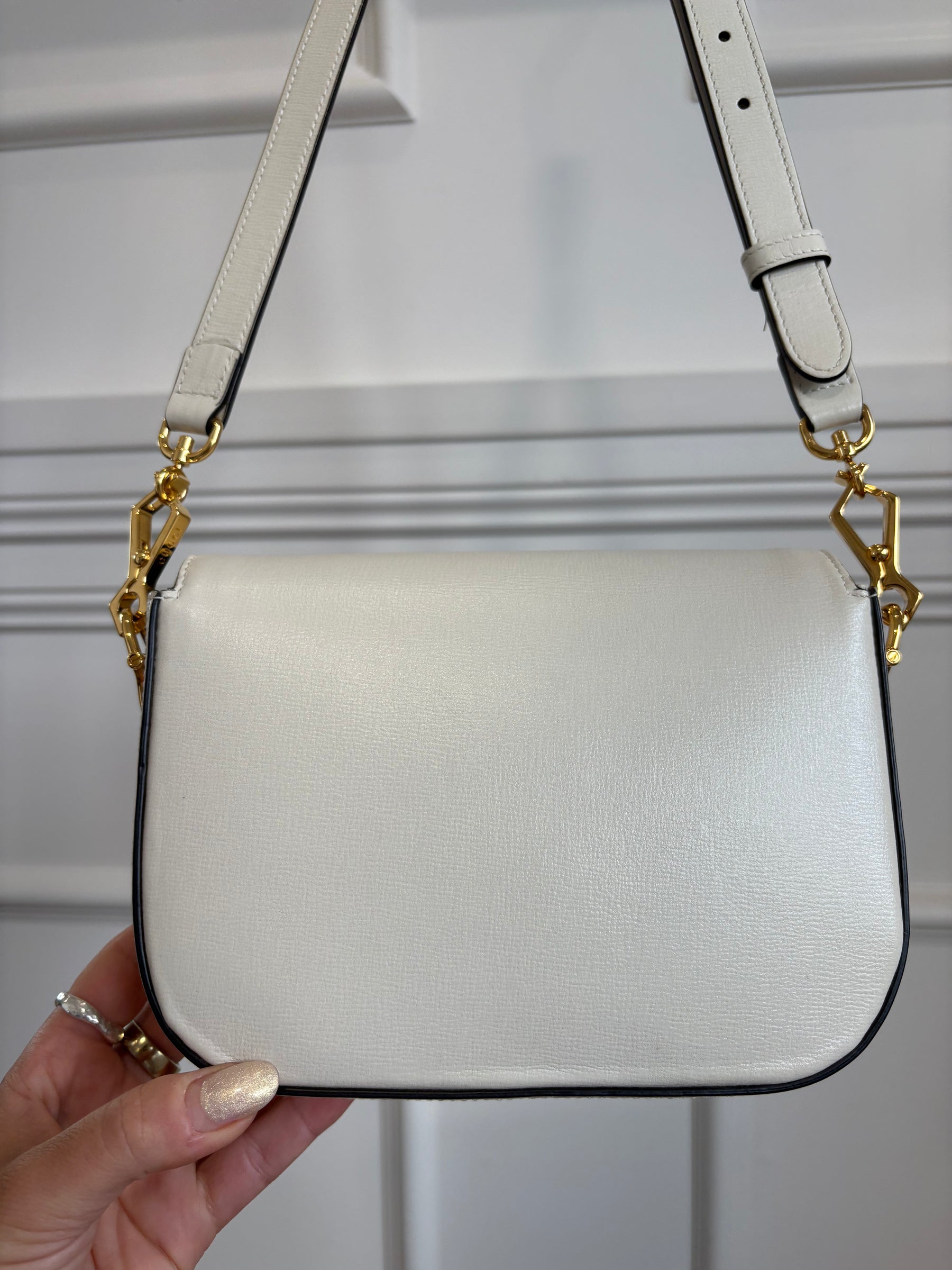 Gucci White Horsebit 1955 Medium Shoulder Bag