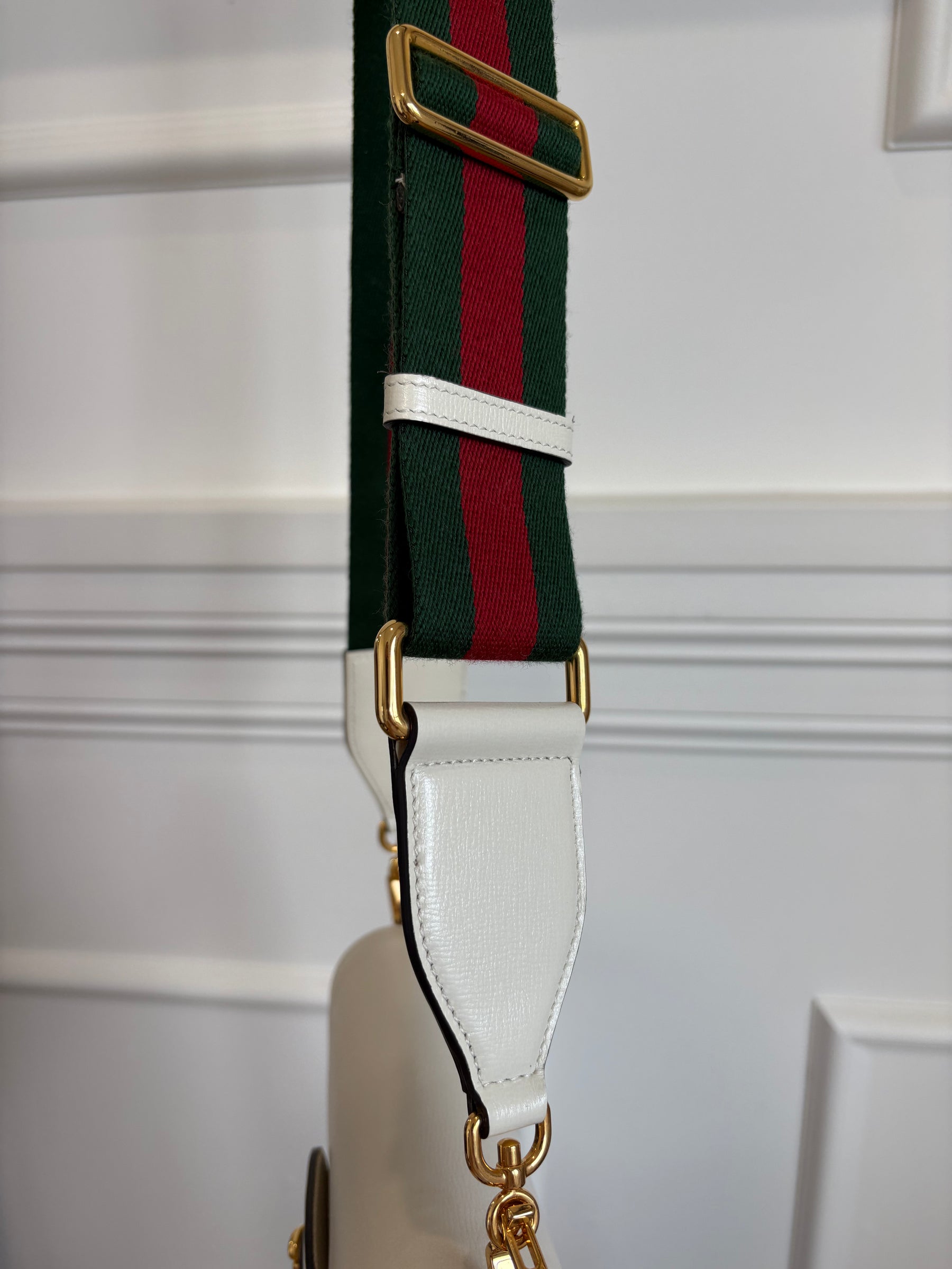 Gucci White Horsebit 1955 Medium Shoulder Bag