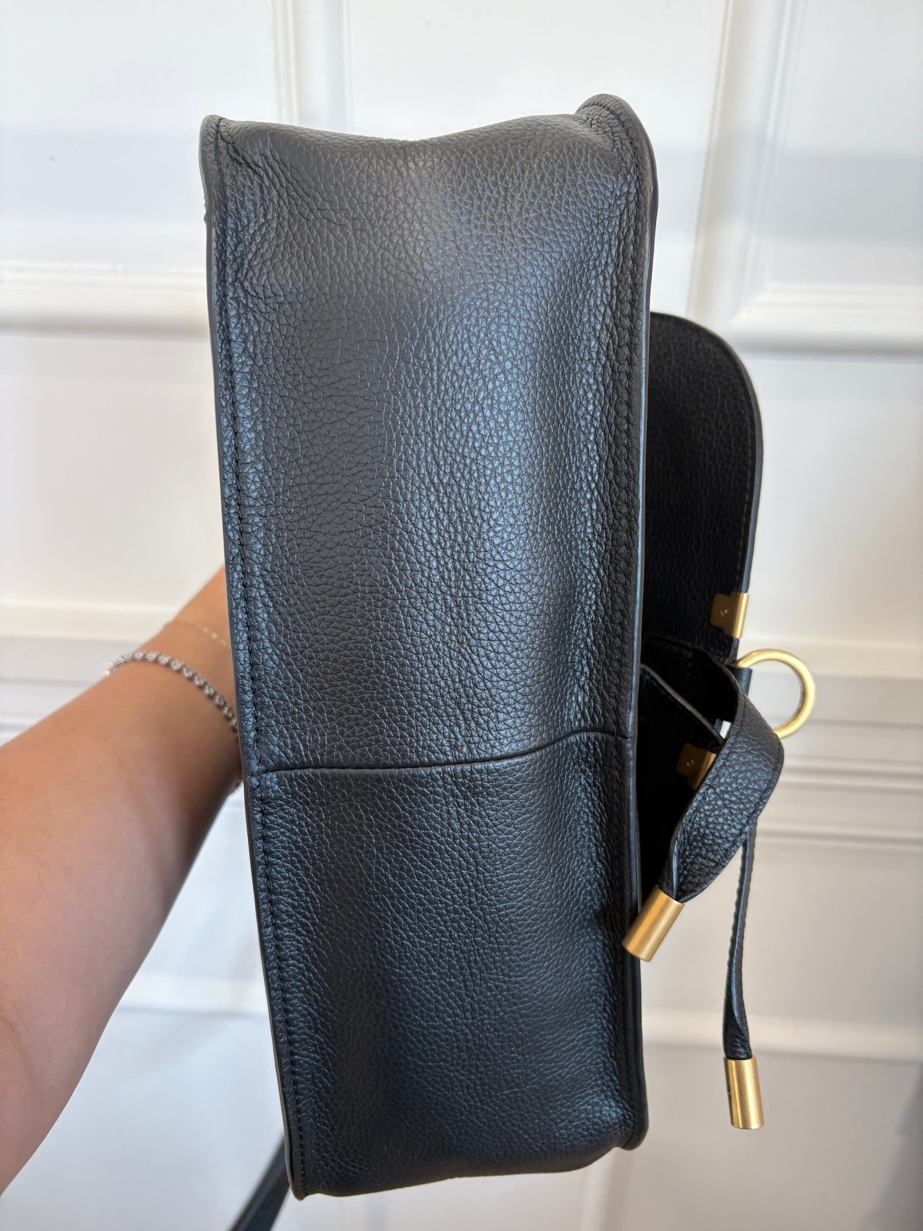 Chloé Black Leather Medium Marcie Carry Bag
