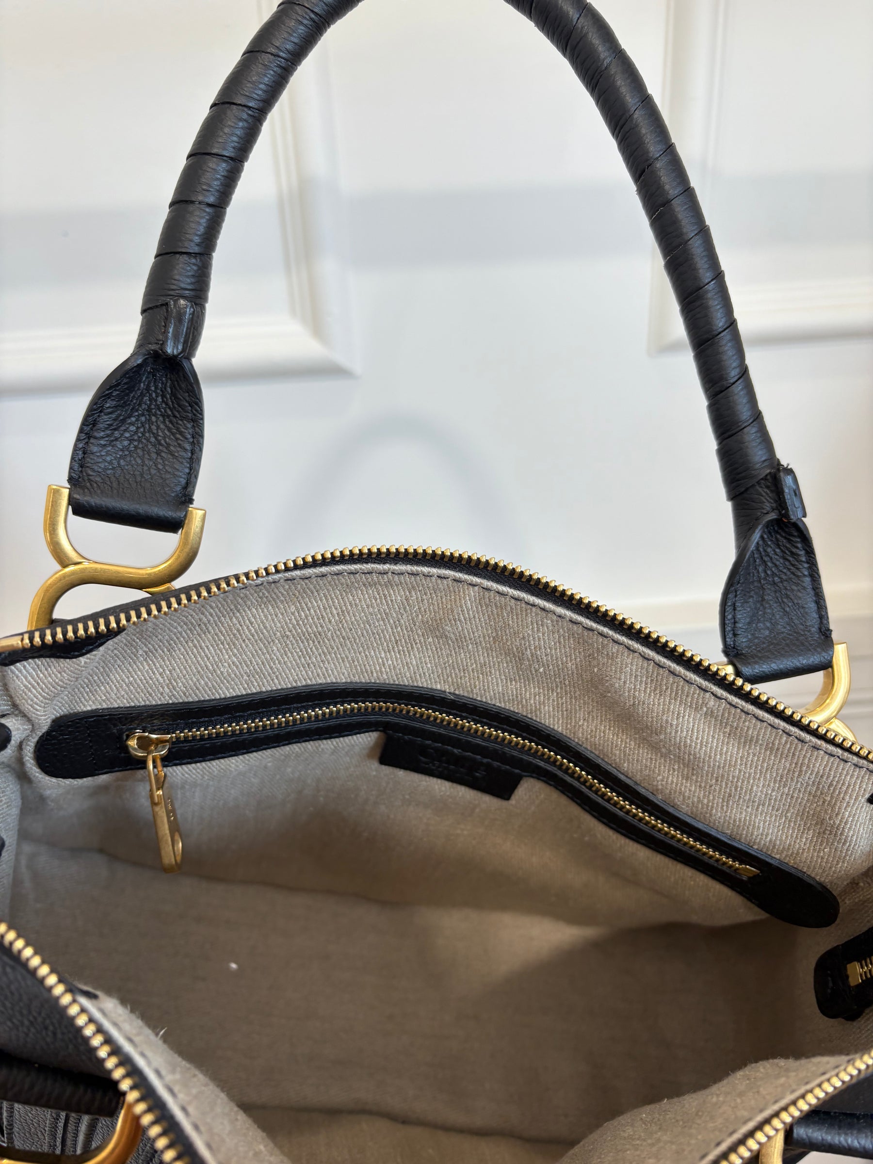 Chloé Black Leather Medium Marcie Carry Bag