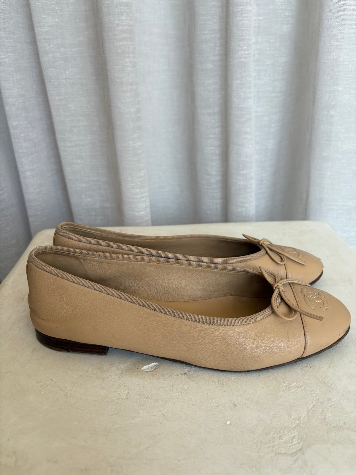Chanel Beige Leather Ballet Flats, 40