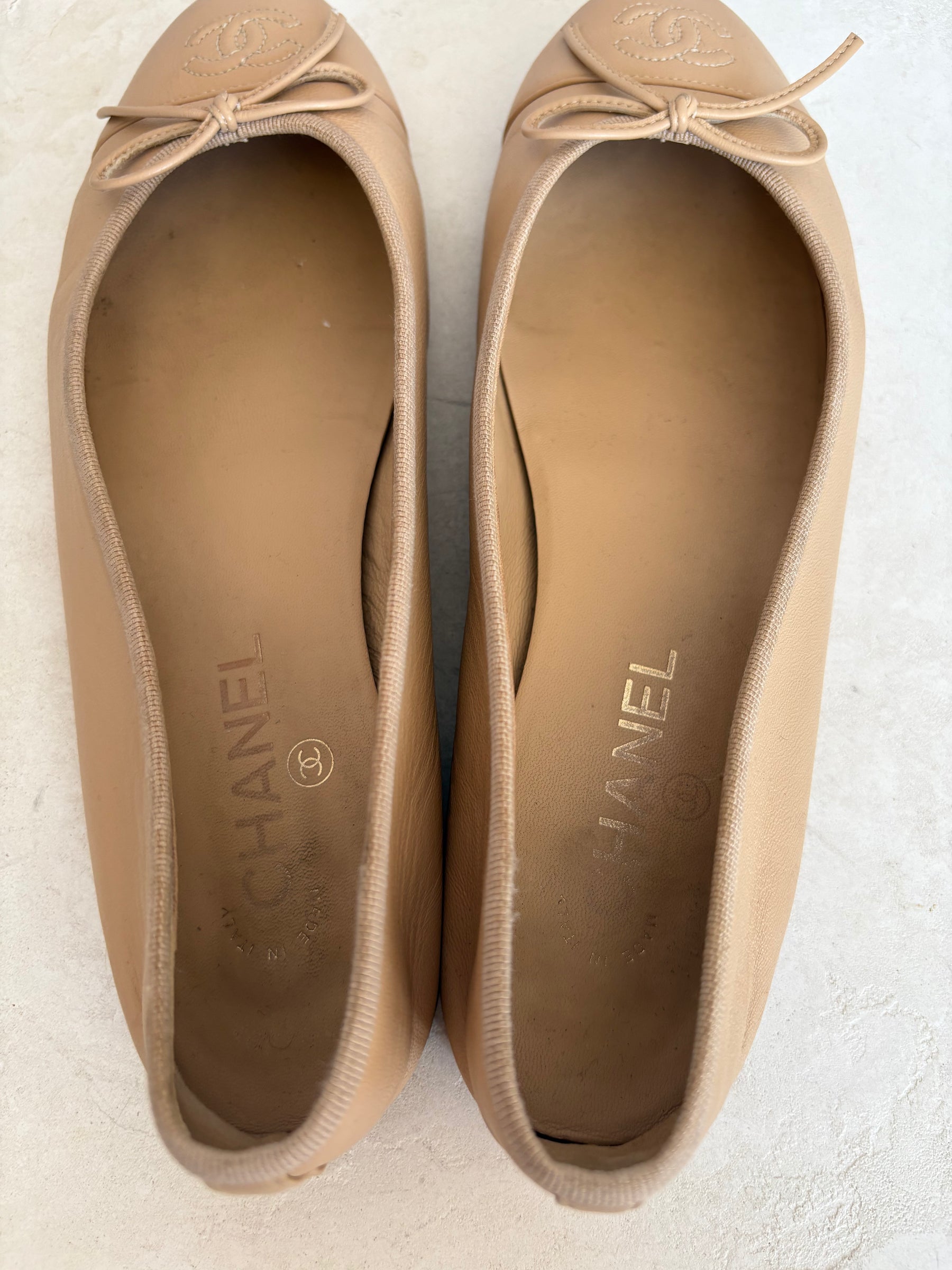Chanel Beige Leather Ballet Flats, 40