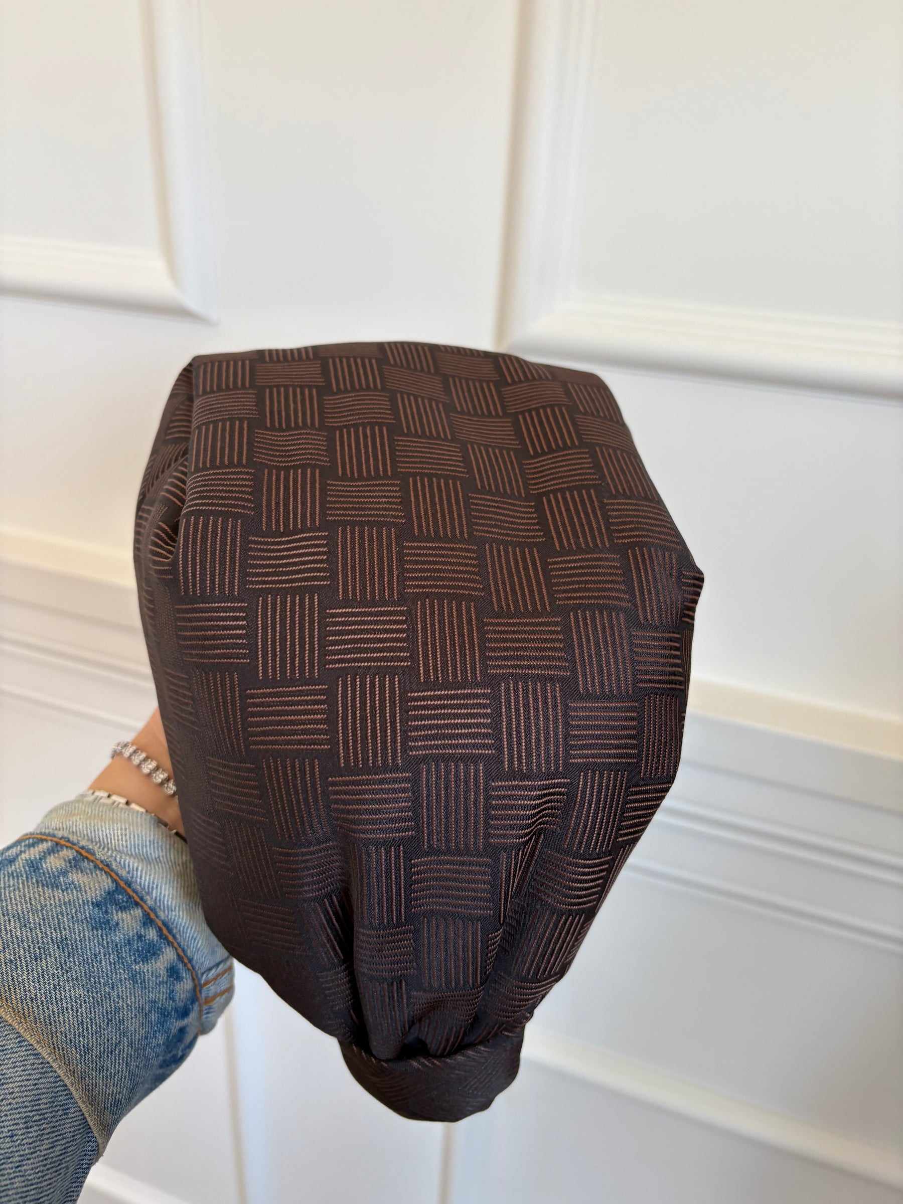 Bottega Venetta Cloth Double Know Bag In Brown