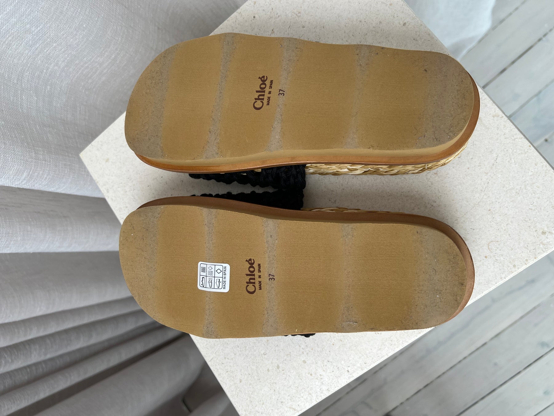 Chloé Black Wavy Crochet Slides, 37