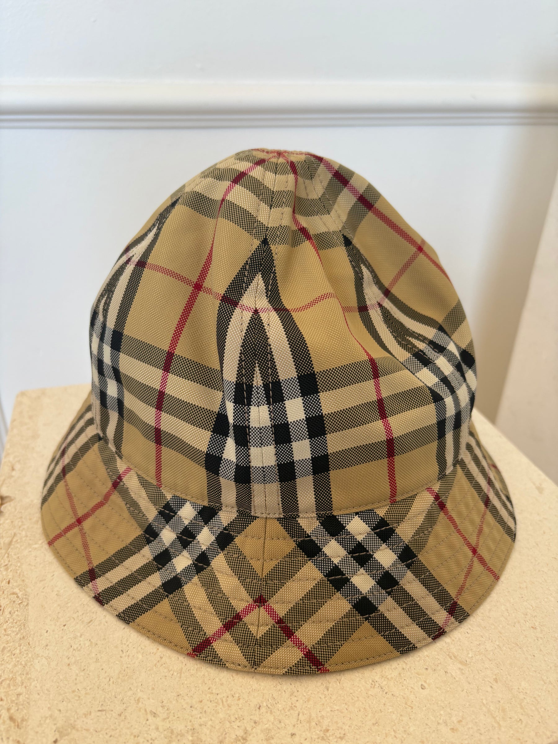 Burberry Beige Check Bucket Hat, M