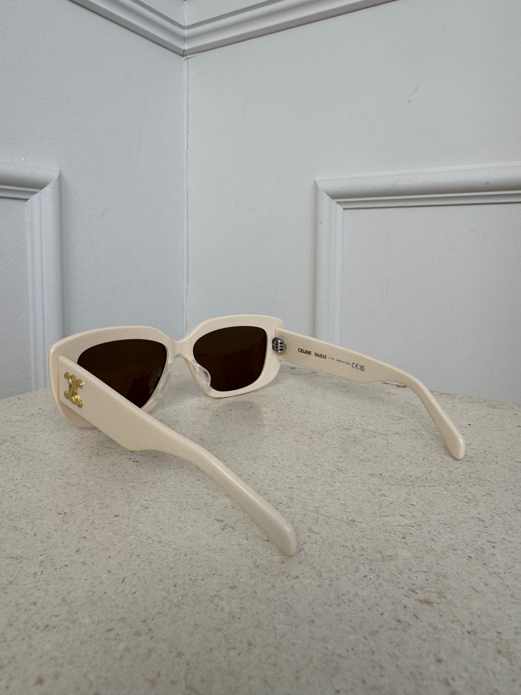 Celine Triomphe XL 01 Sunglasses in Acetate Cream