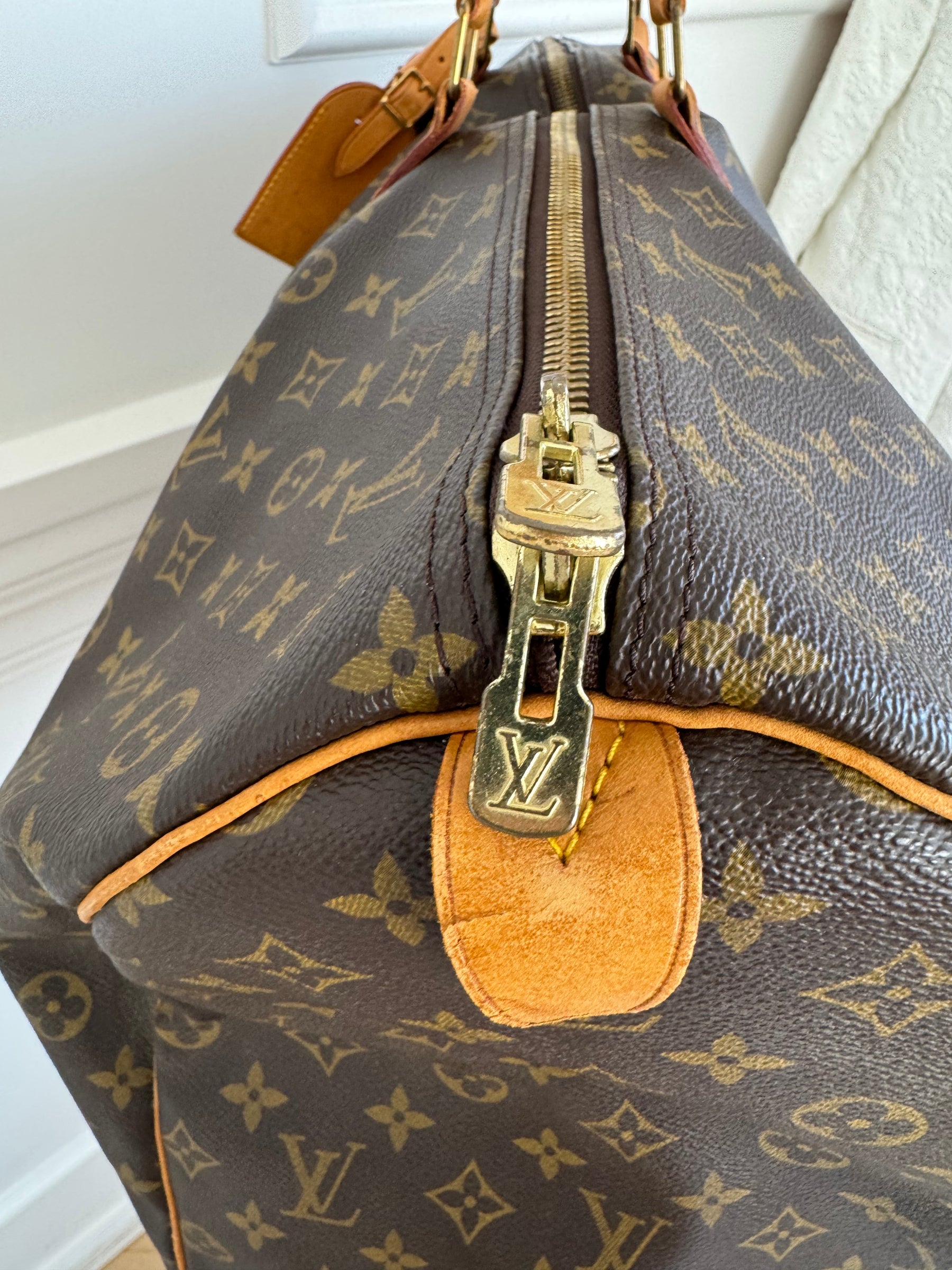 Louis Vuitton Canvas Monogram Keepall 50