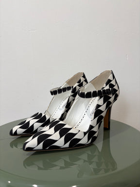 Manolo Blahnik Black and White Canvas Heeled Mary Janes, 38