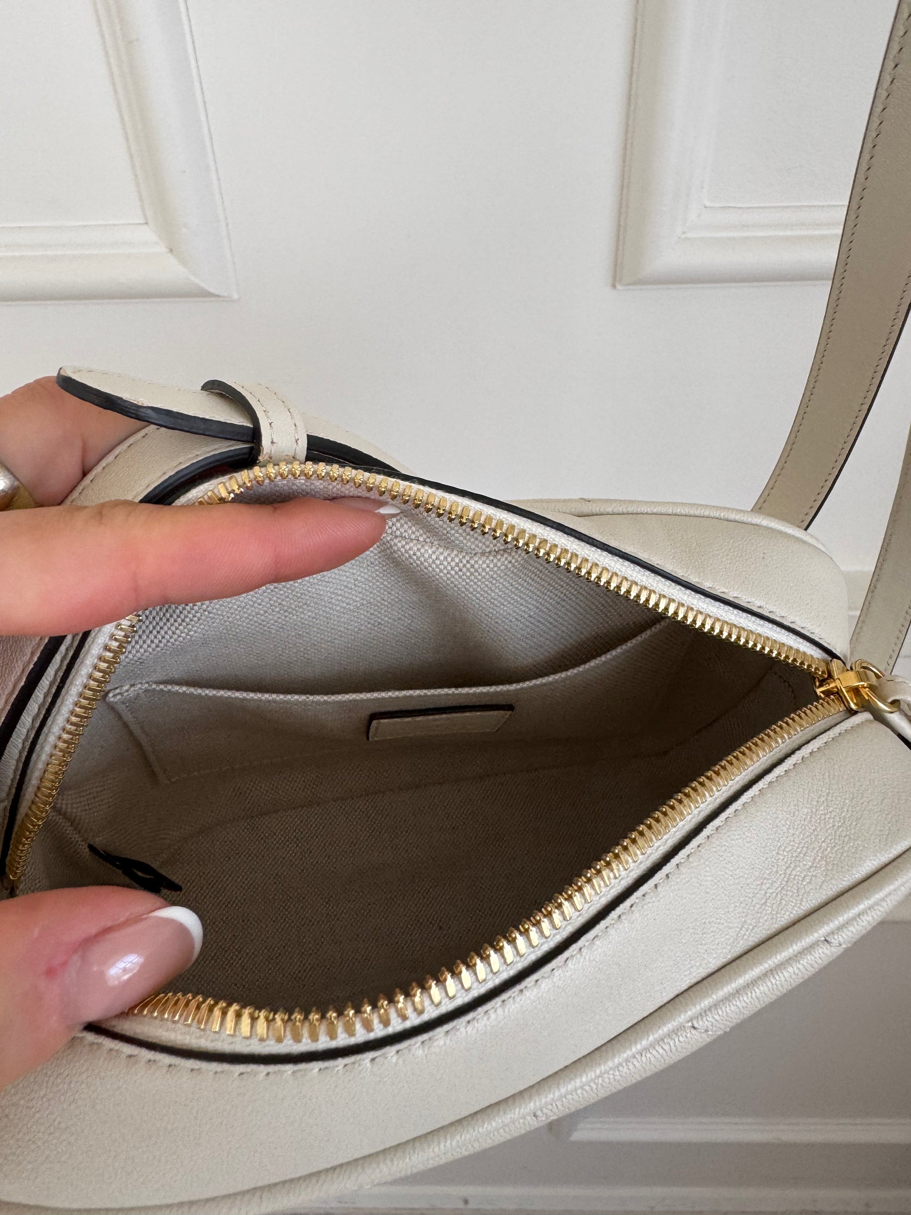 Gucci White Leather Blondie Camera Bag