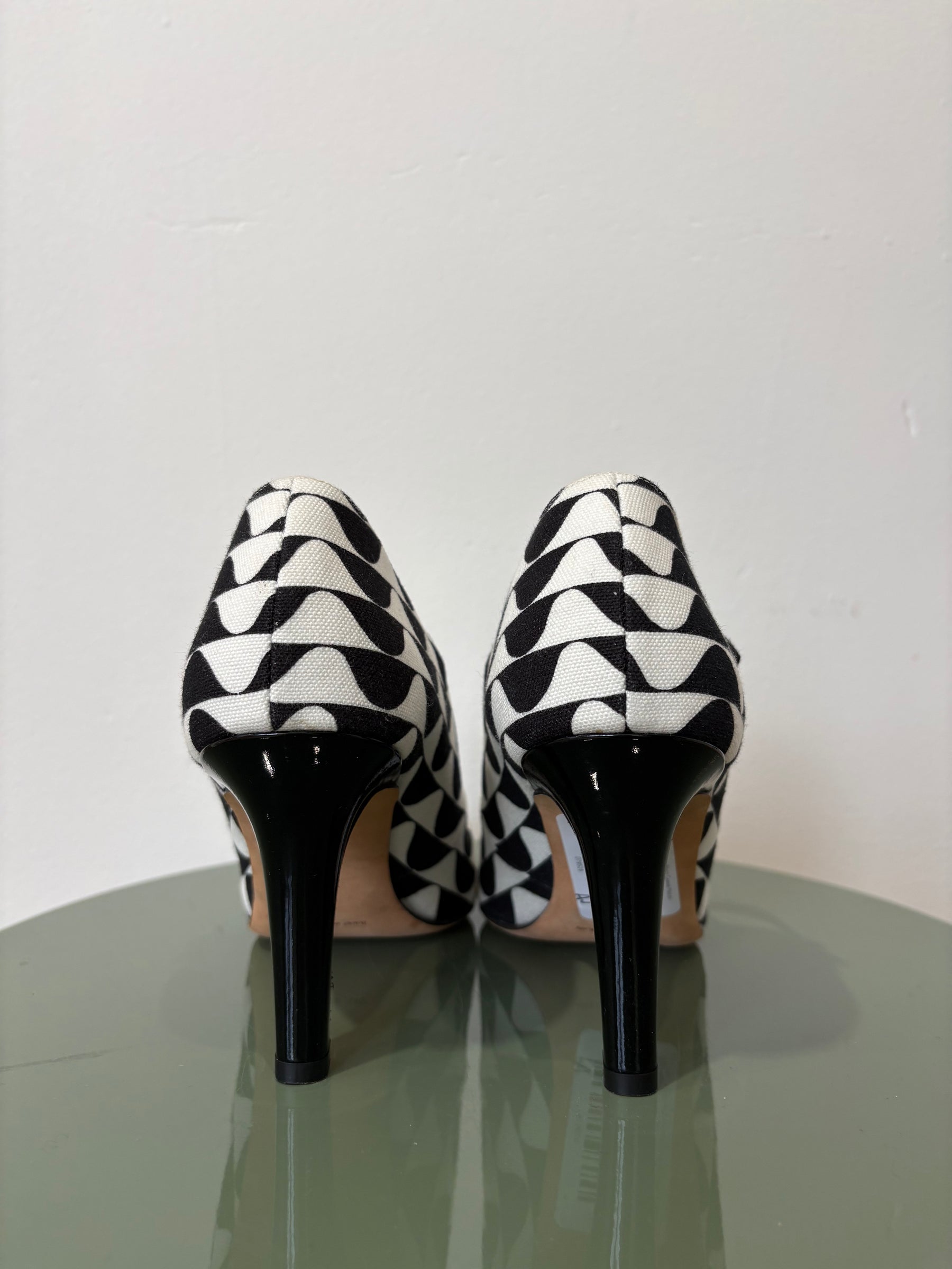 Manolo Blahnik Black and White Canvas Heeled Mary Janes, 38