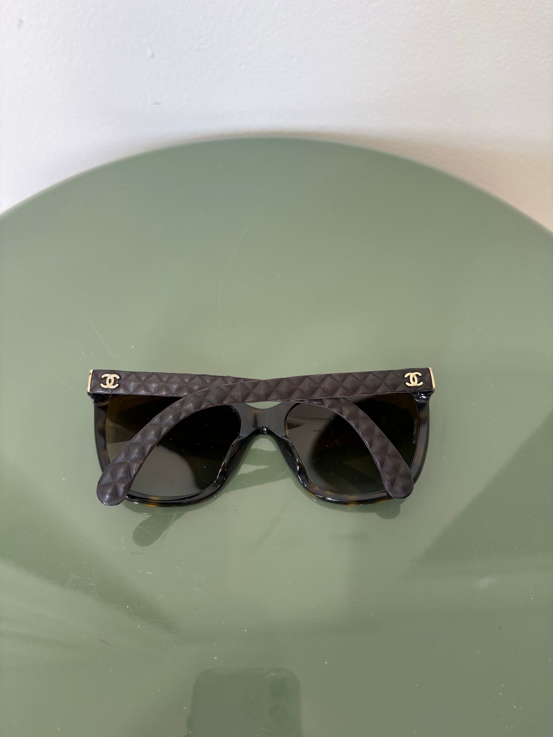 Chanel Butterfly Polarized Sunglasses Tortoishell