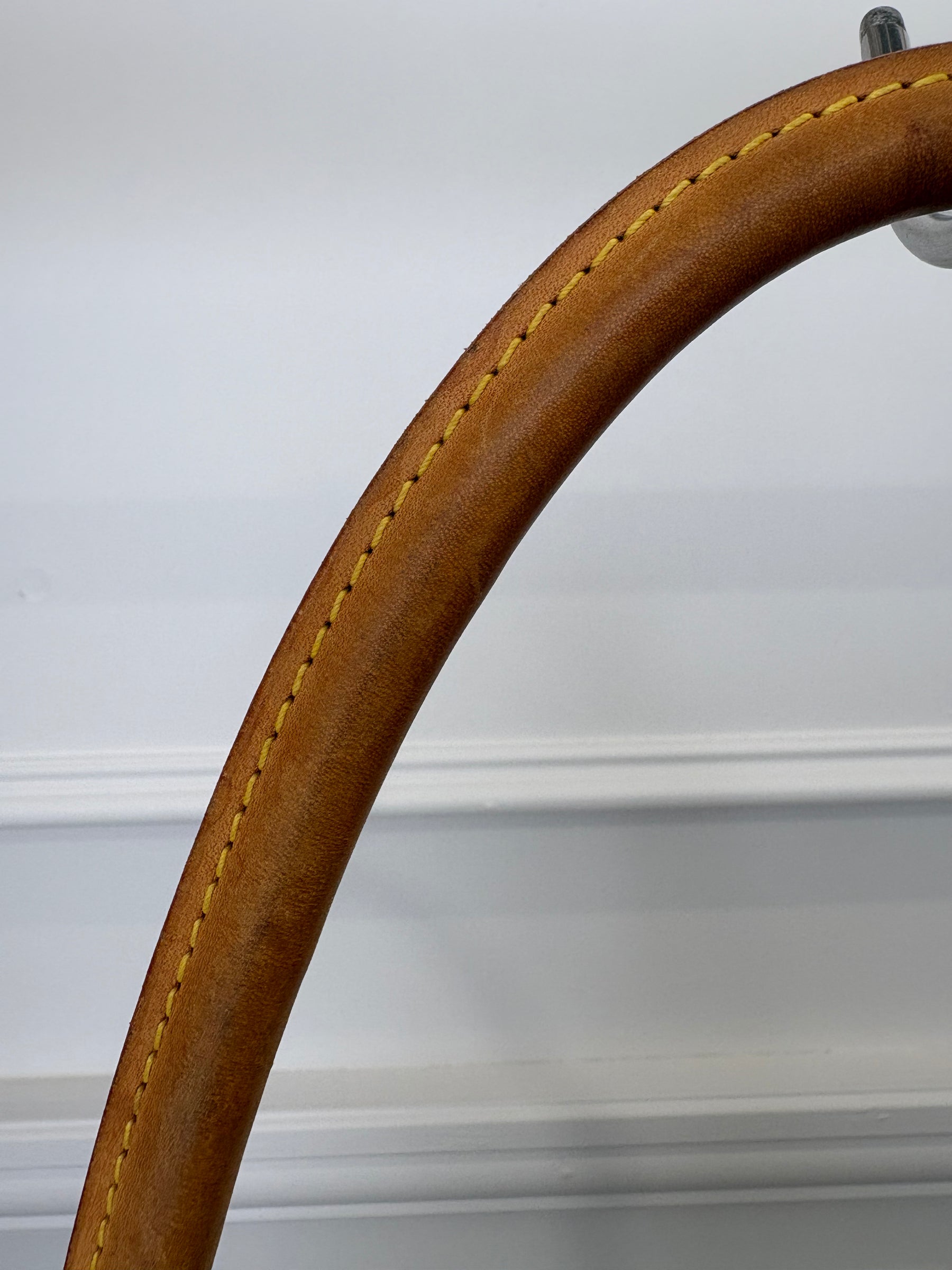 Louis Vuitton Canvas Monogram Looping shoulder Bag