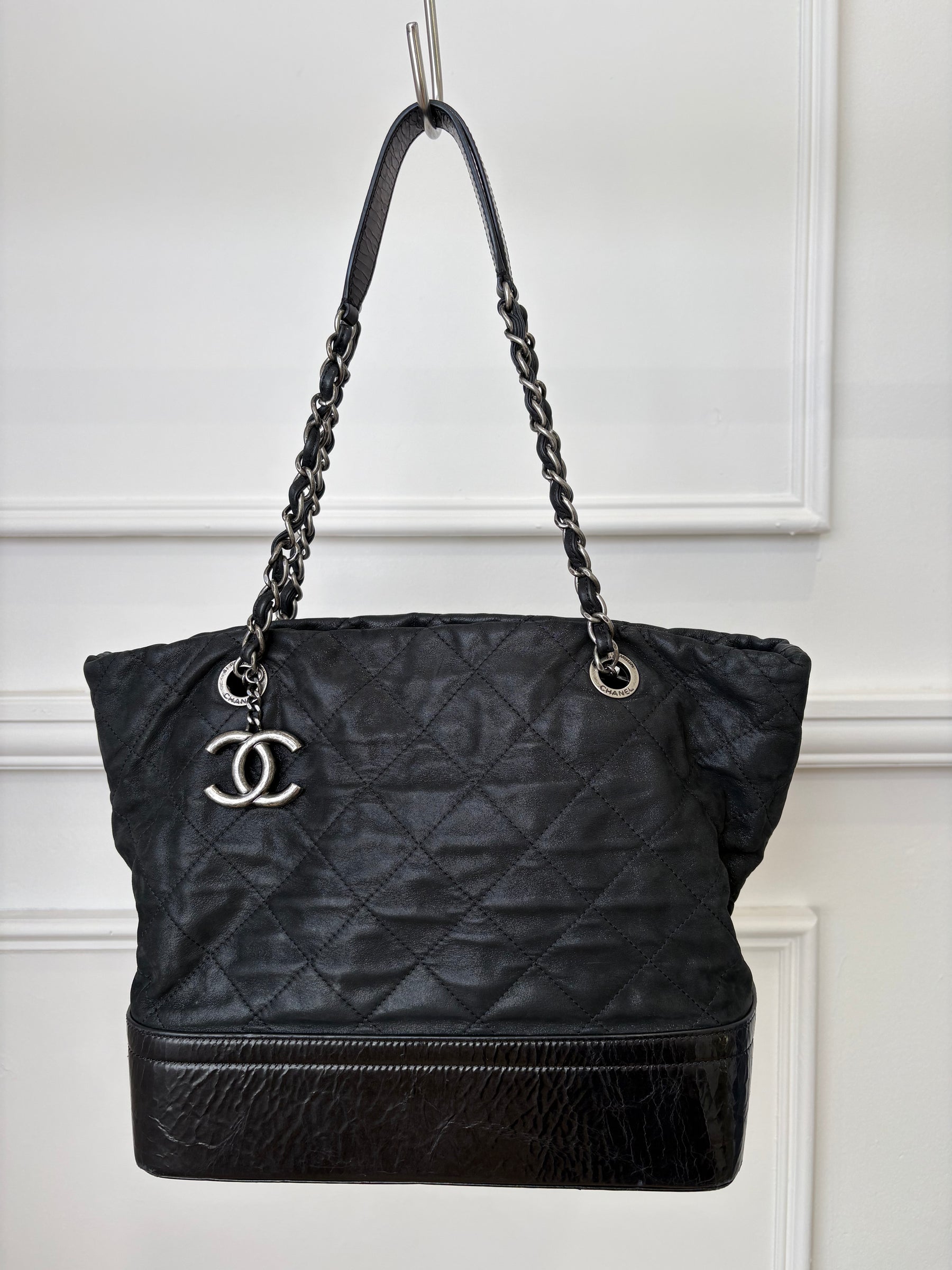 Chanel Gabrielle Large VIP Shopping Tote   Black Metalic Patent bottom