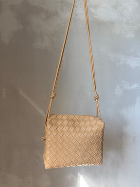 Bottega Veneta Intracciato Loop Camera Bag In Beige