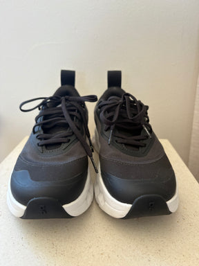 Loewe x ON Black and White Sneakers, 37