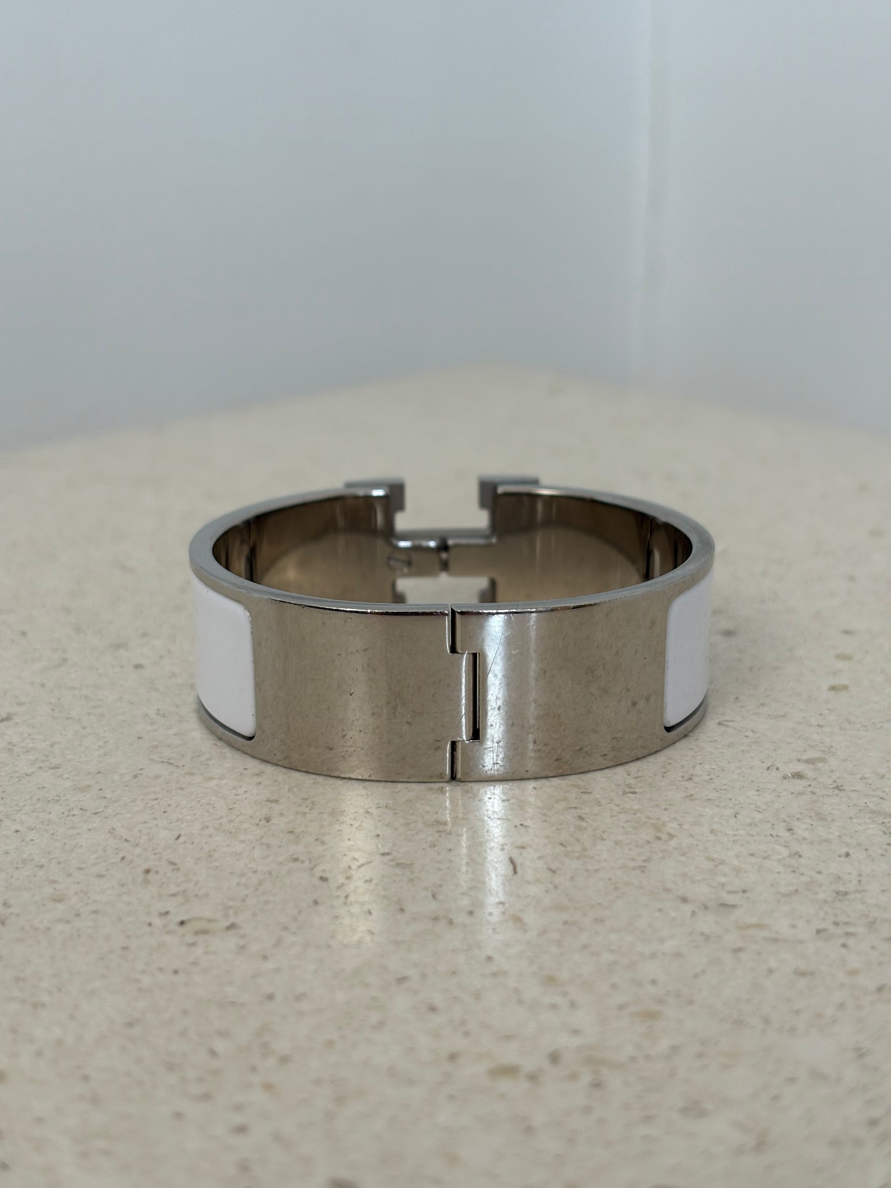 Hermès Clic Clac H Bracelet White And Silver PM