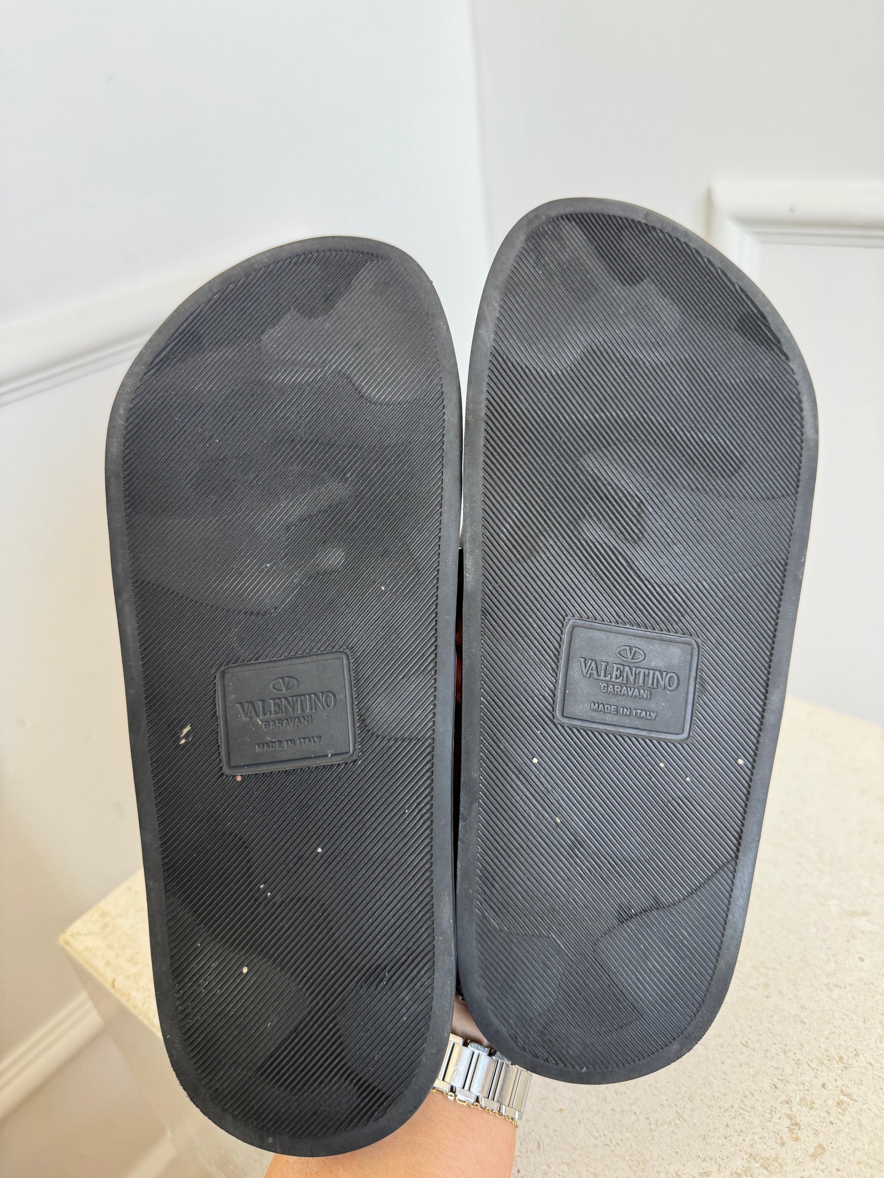 Valentino Black Rubber Rockstud Slides, 38