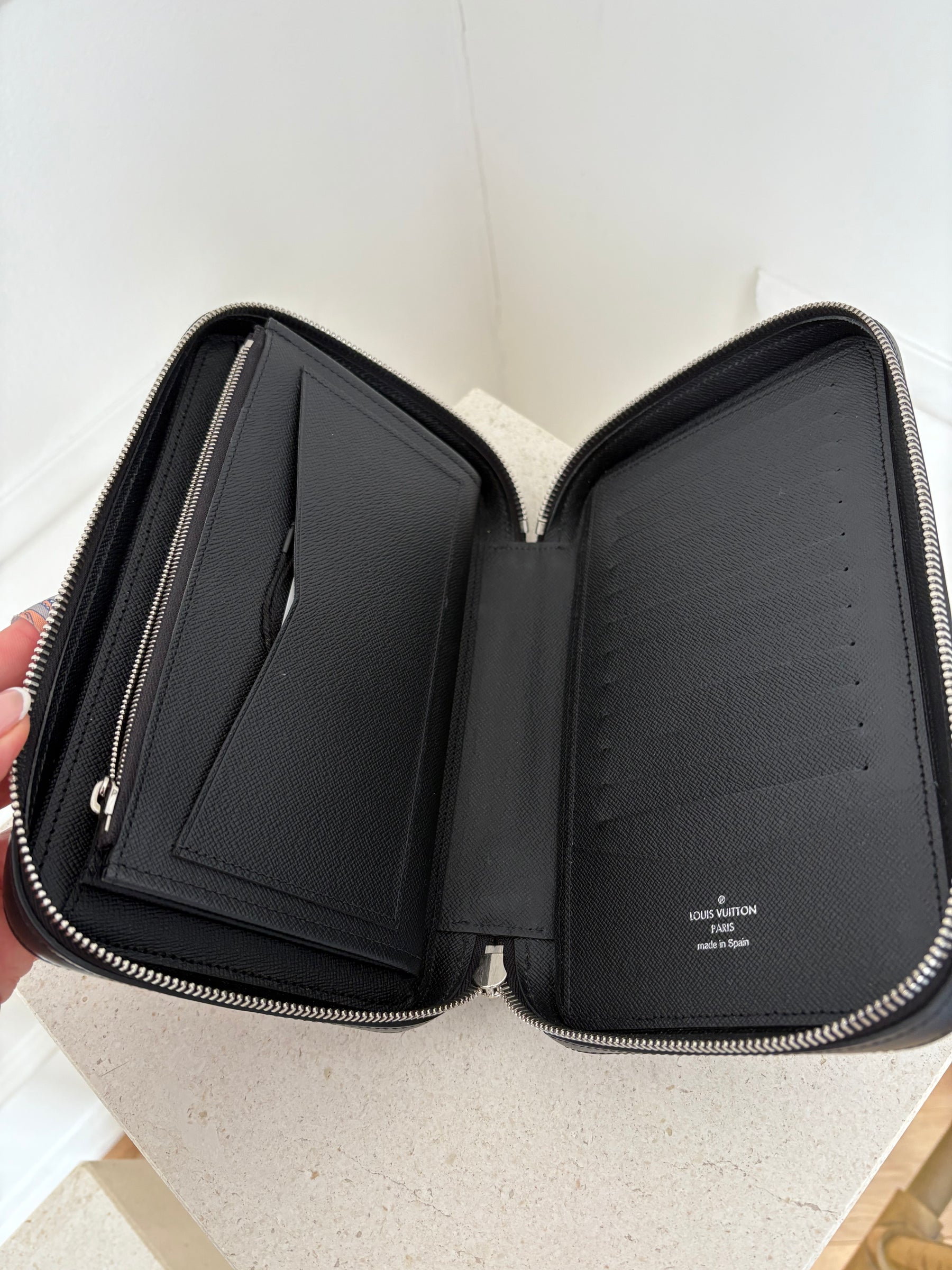 Louis Vuitton Dandy Epi Wallet In Black