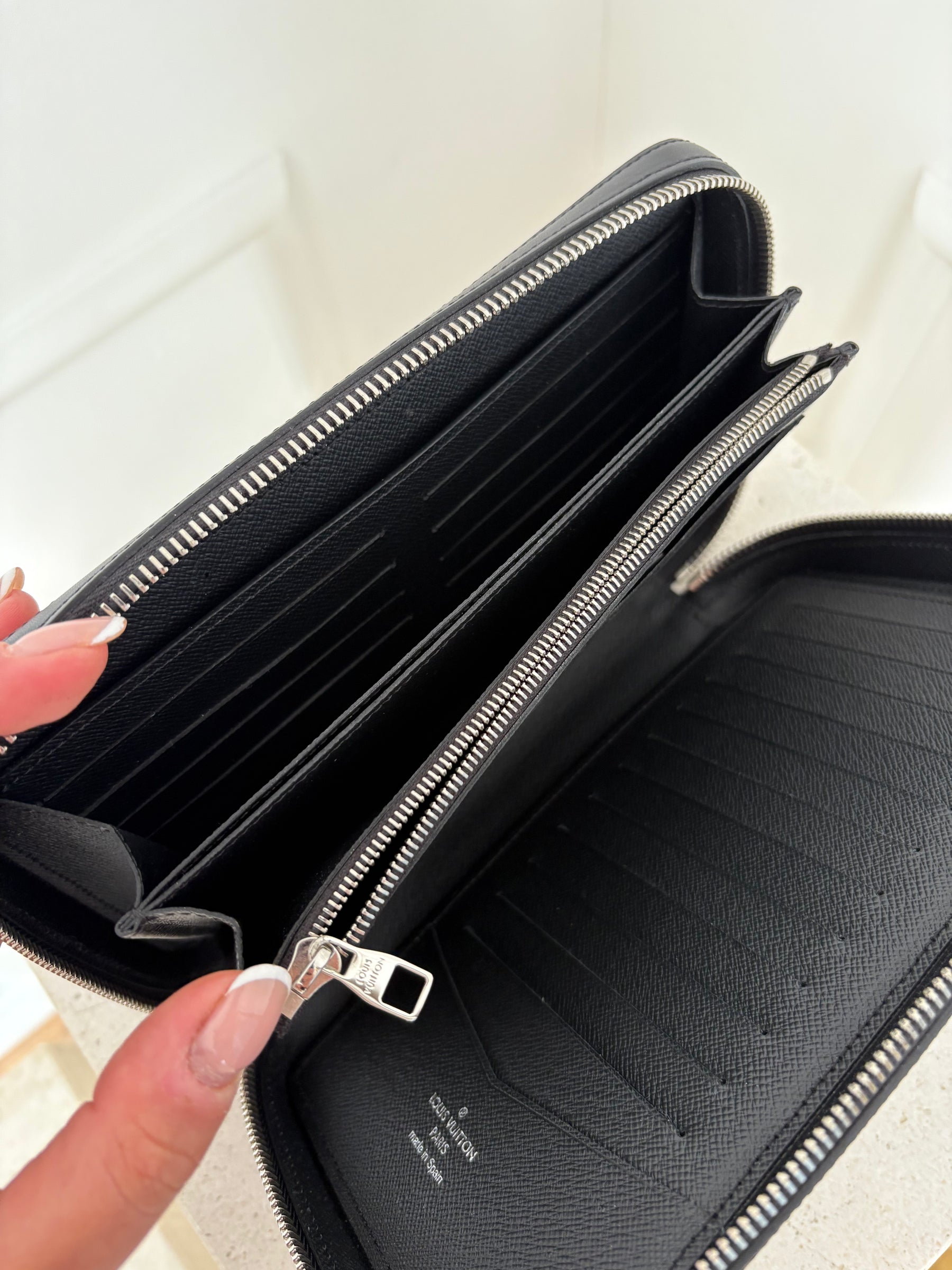 Louis Vuitton Dandy Epi Wallet In Black