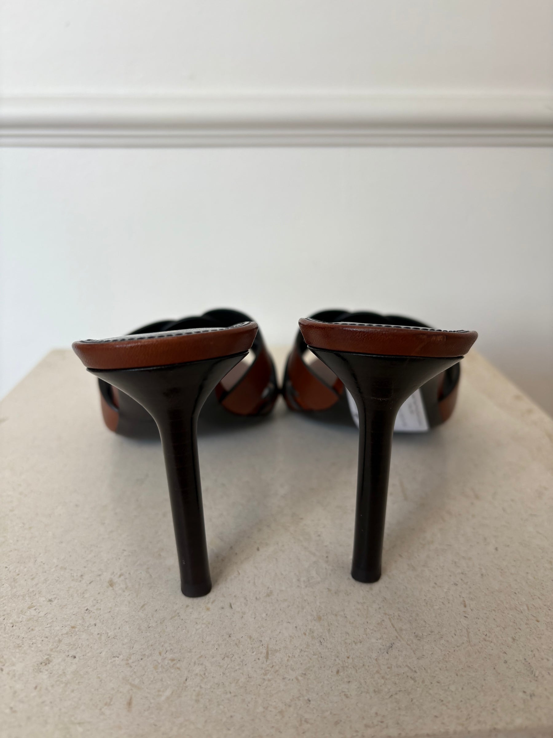 Saint Laurent Tribute Mules Smooth Leather In Toffee, 36.5